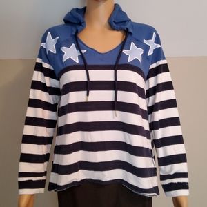 Lightweight hooded sweatshirt